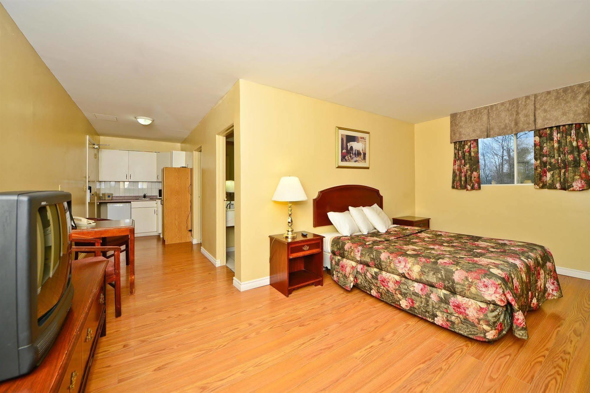 Best Value Inn & Suites Parry Sound Eksteriør billede